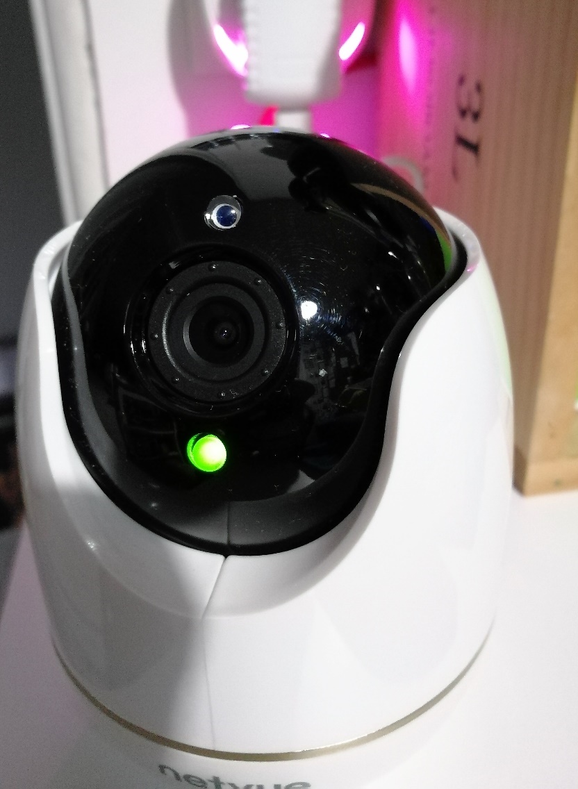 Netvue Orb Cam, test avis : Meilleure caméra connectée pas chère ?