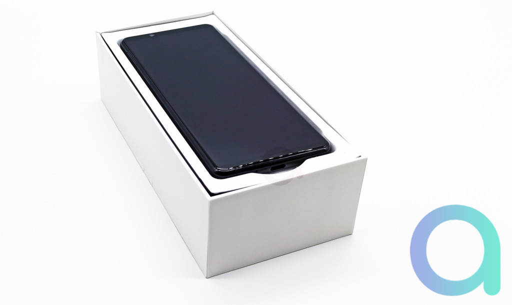 Unboxing Sony Xperia 5 II : découverte du smartphone haut de gamme