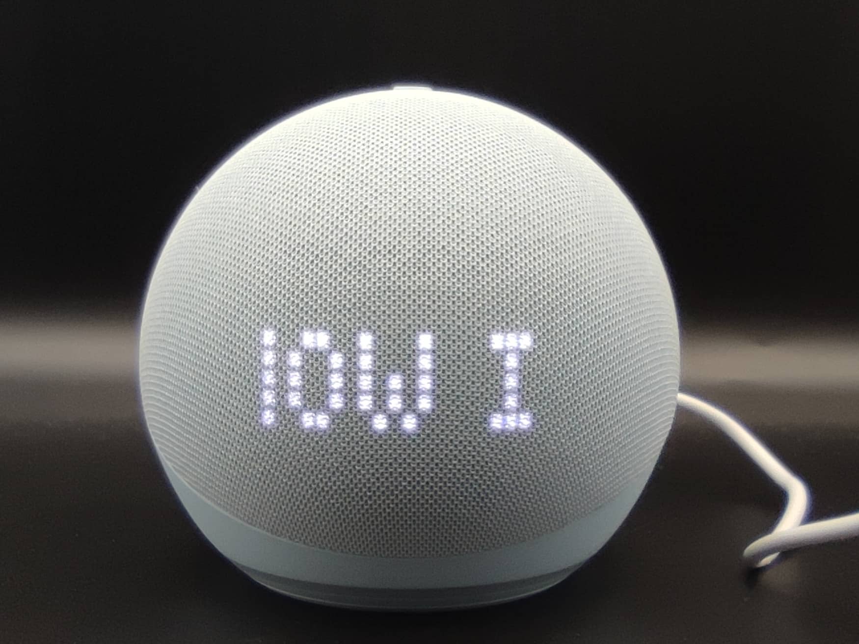 lance Echo Spot, un réveil connecté doté de l'assistant Alexa