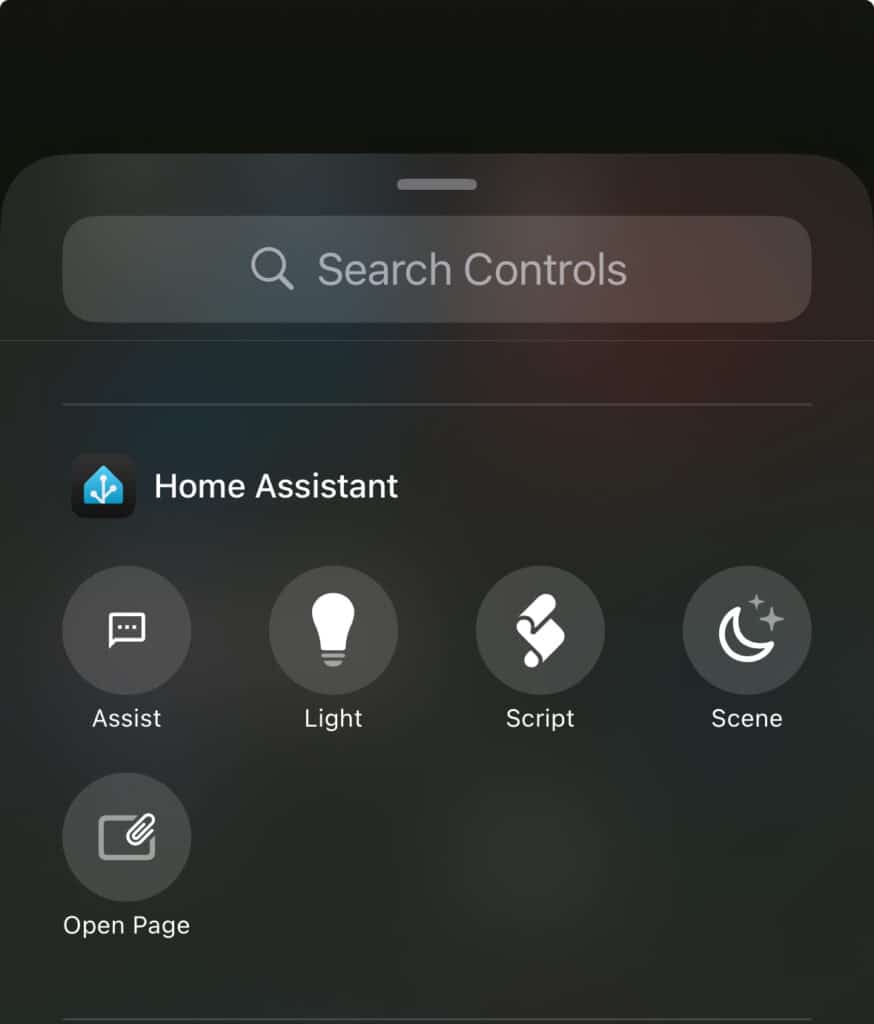 Home Assistant propose des nouveautés dans le Centre de contôle d'iOS 18